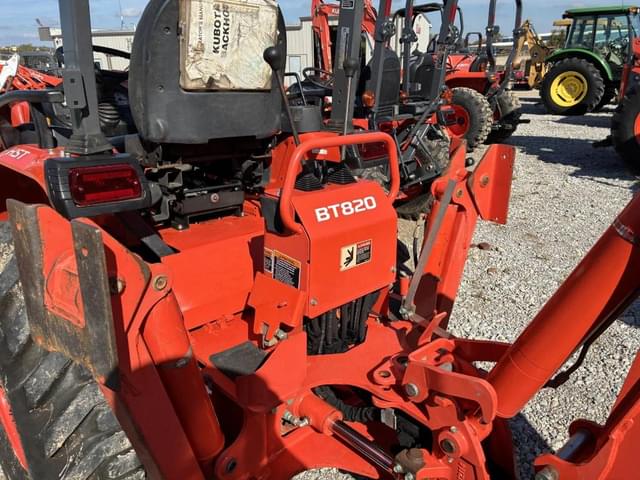 Image of Kubota B26 equipment image 4