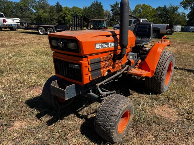 Image of Kubota B6200 equipment image 3