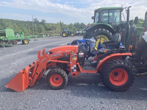Main image Kubota B2601