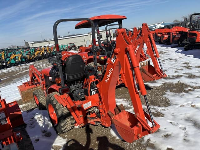 Image of Kubota B2601 equipment image 3