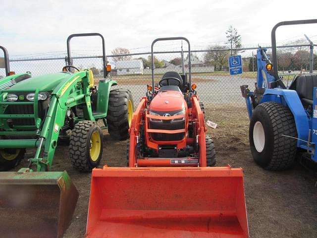 Image of Kubota B2601 equipment image 2