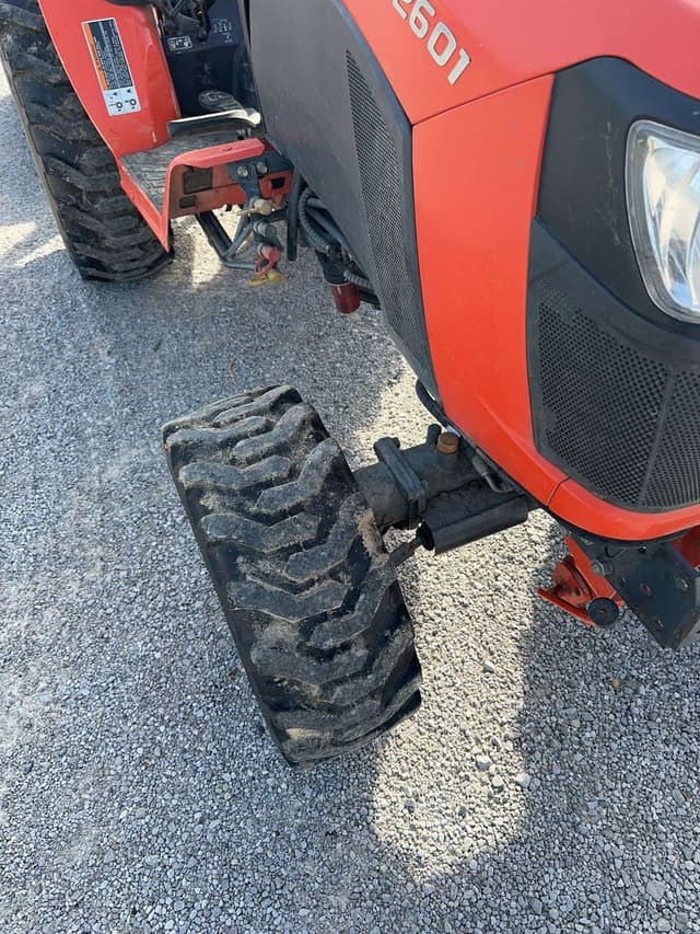 Image of Kubota B2601 equipment image 2