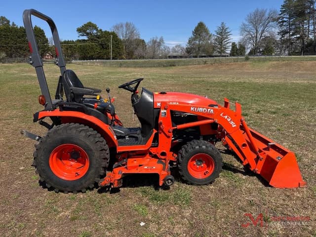Image of Kubota B2601 equipment image 1