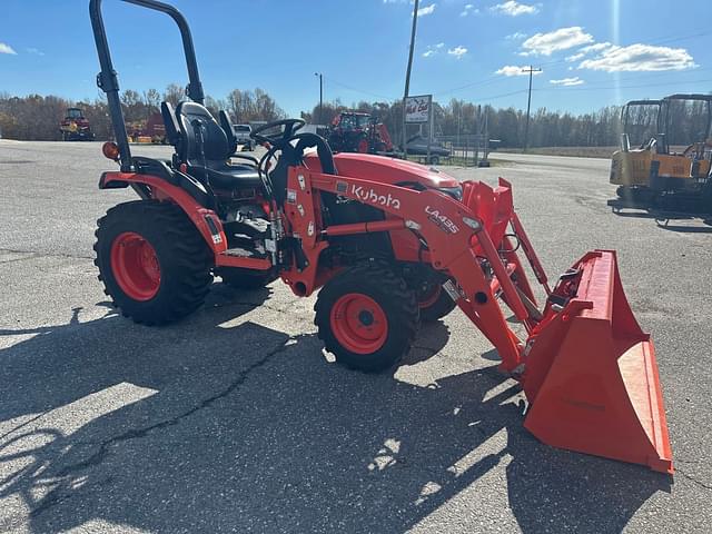 Image of Kubota B2601HSD equipment image 2