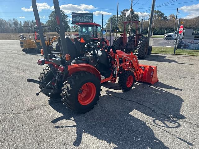 Image of Kubota B2601HSD equipment image 3