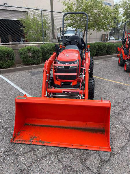 Image of Kubota B2601HSD equipment image 2