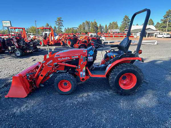 Image of Kubota B2601HSD equipment image 1