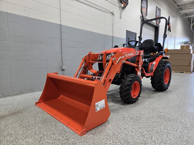 Image of Kubota B2601HSD equipment image 1
