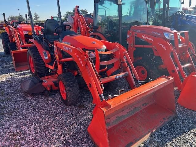 Image of Kubota B2601HSD equipment image 4