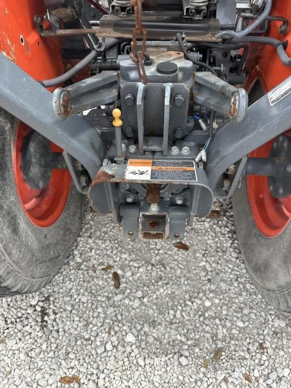 Image of Kubota B2601HSD equipment image 2