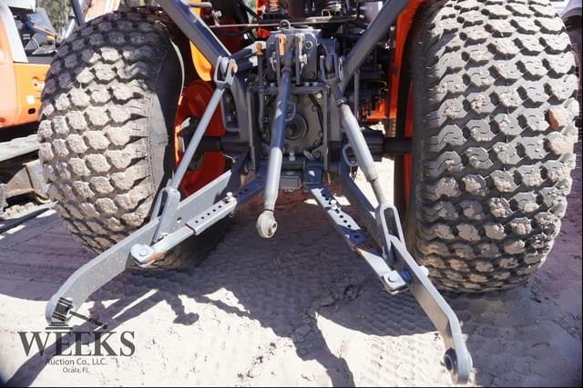 Image of Kubota B2601HSD equipment image 4