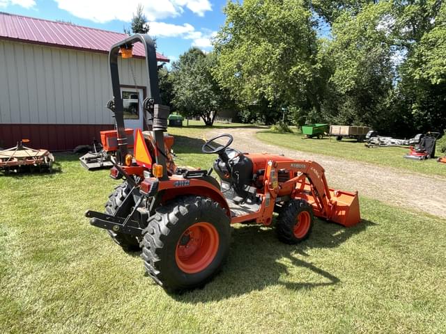 Image of Kubota B2620 equipment image 4