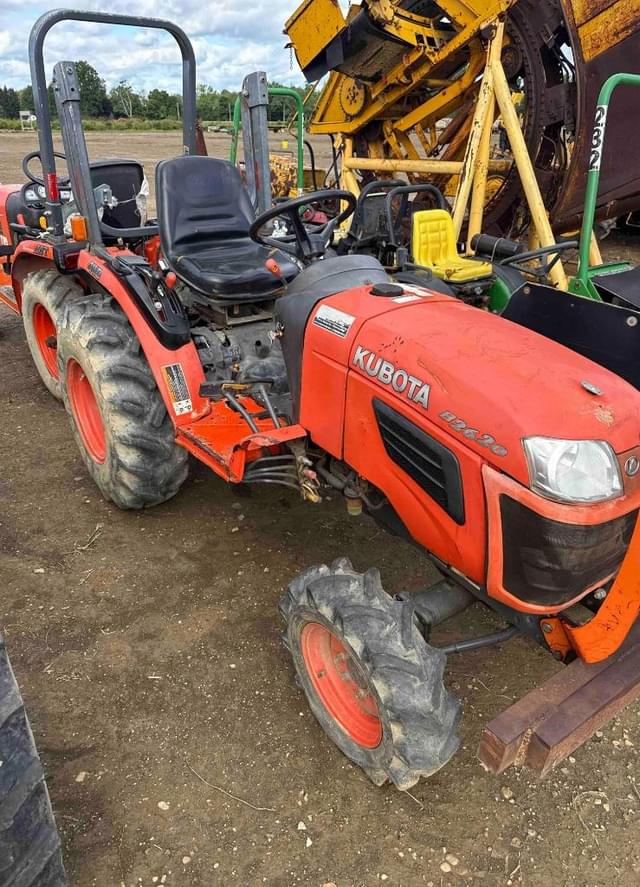 Image of Kubota B2620 equipment image 1