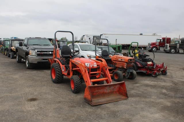 Image of Kubota B2620 equipment image 1