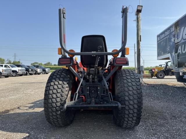 Image of Kubota B2620 equipment image 2