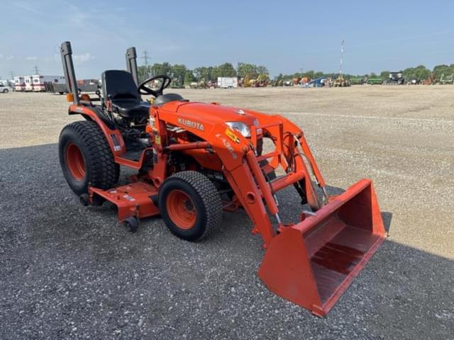 Image of Kubota B2620 equipment image 4