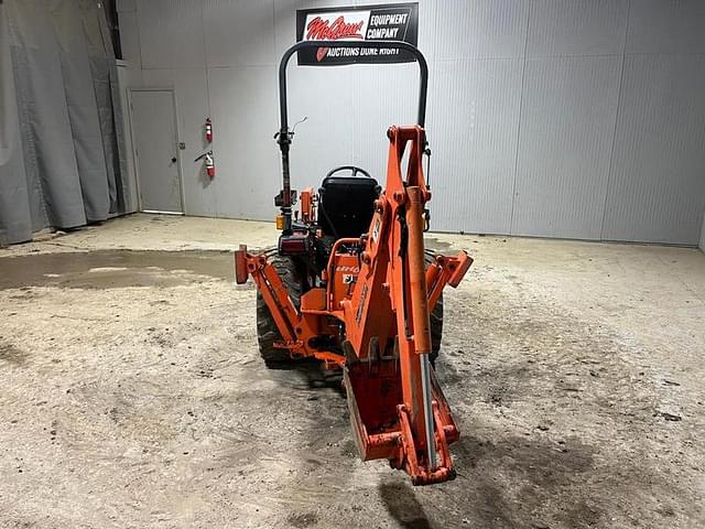 Image of Kubota B2620HSD equipment image 3
