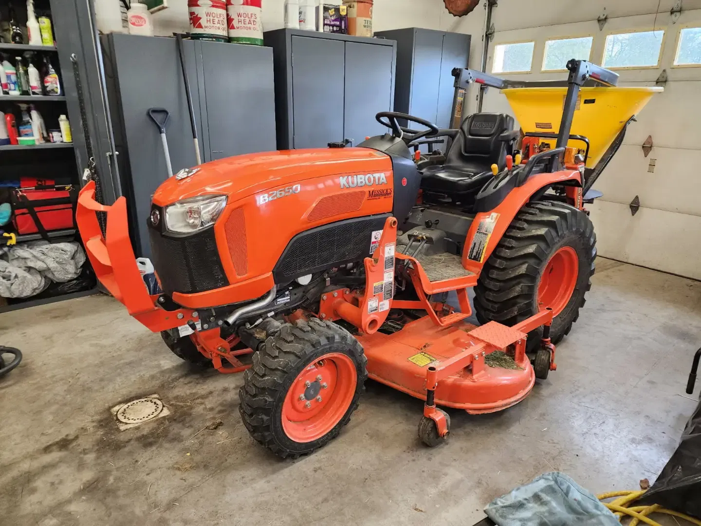 Kubota B2650HSD Equipment Image0