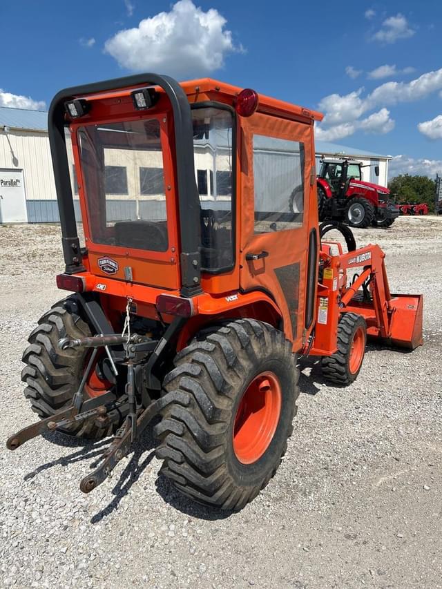 Image of Kubota B2710 equipment image 1