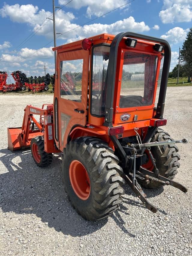 Image of Kubota B2710 equipment image 3