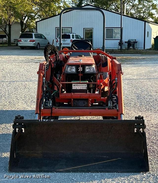 Image of Kubota B2710 equipment image 1