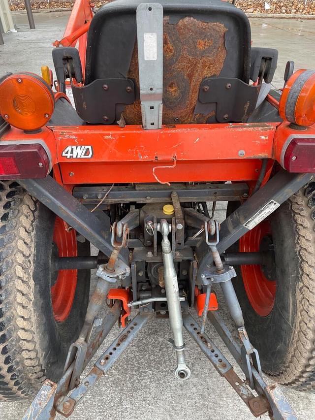 Image of Kubota B2910 equipment image 4