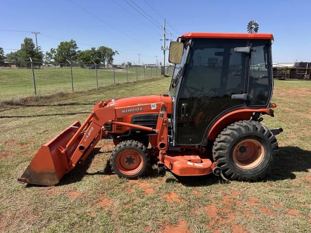 Image of Kubota B3030 equipment image 1