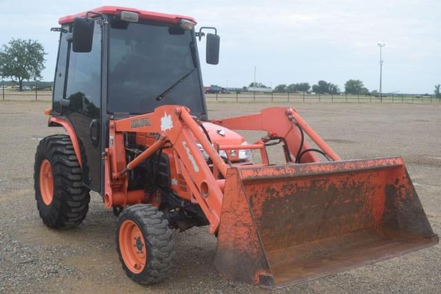 Image of Kubota B3030 equipment image 3