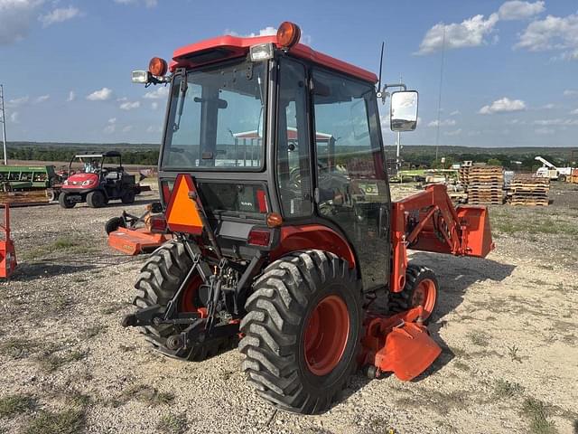 Image of Kubota B3030 equipment image 4
