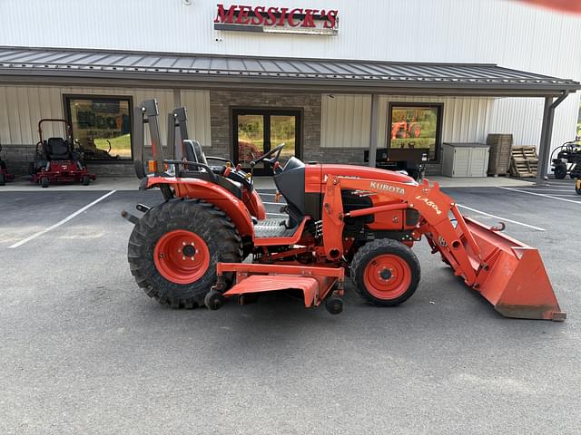 Image of Kubota B3200 equipment image 3