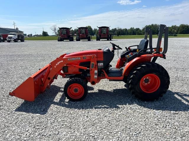 Image of Kubota B3200 equipment image 2