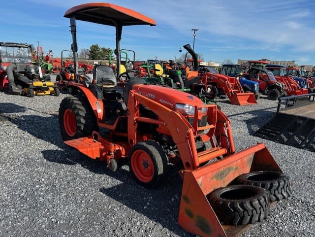 Image of Kubota B3200HST equipment image 2