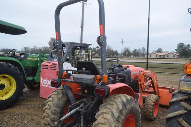 Image of Kubota B3350 equipment image 2