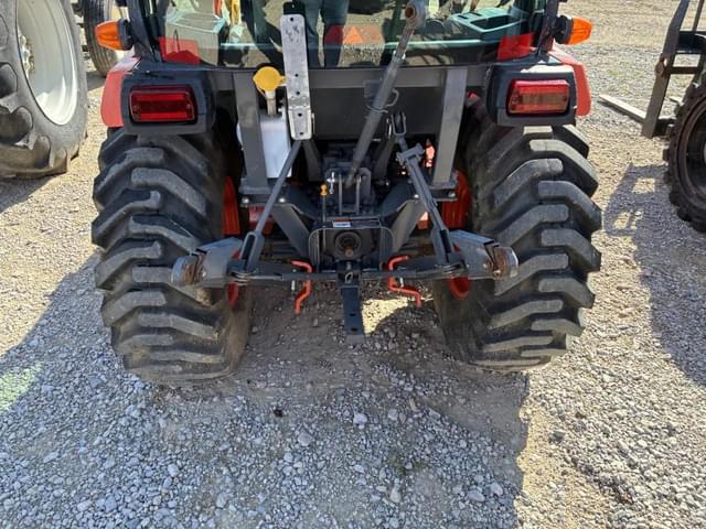 Image of Kubota B3350 equipment image 4
