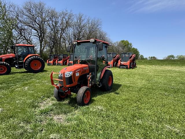 Image of Kubota B3350 equipment image 1