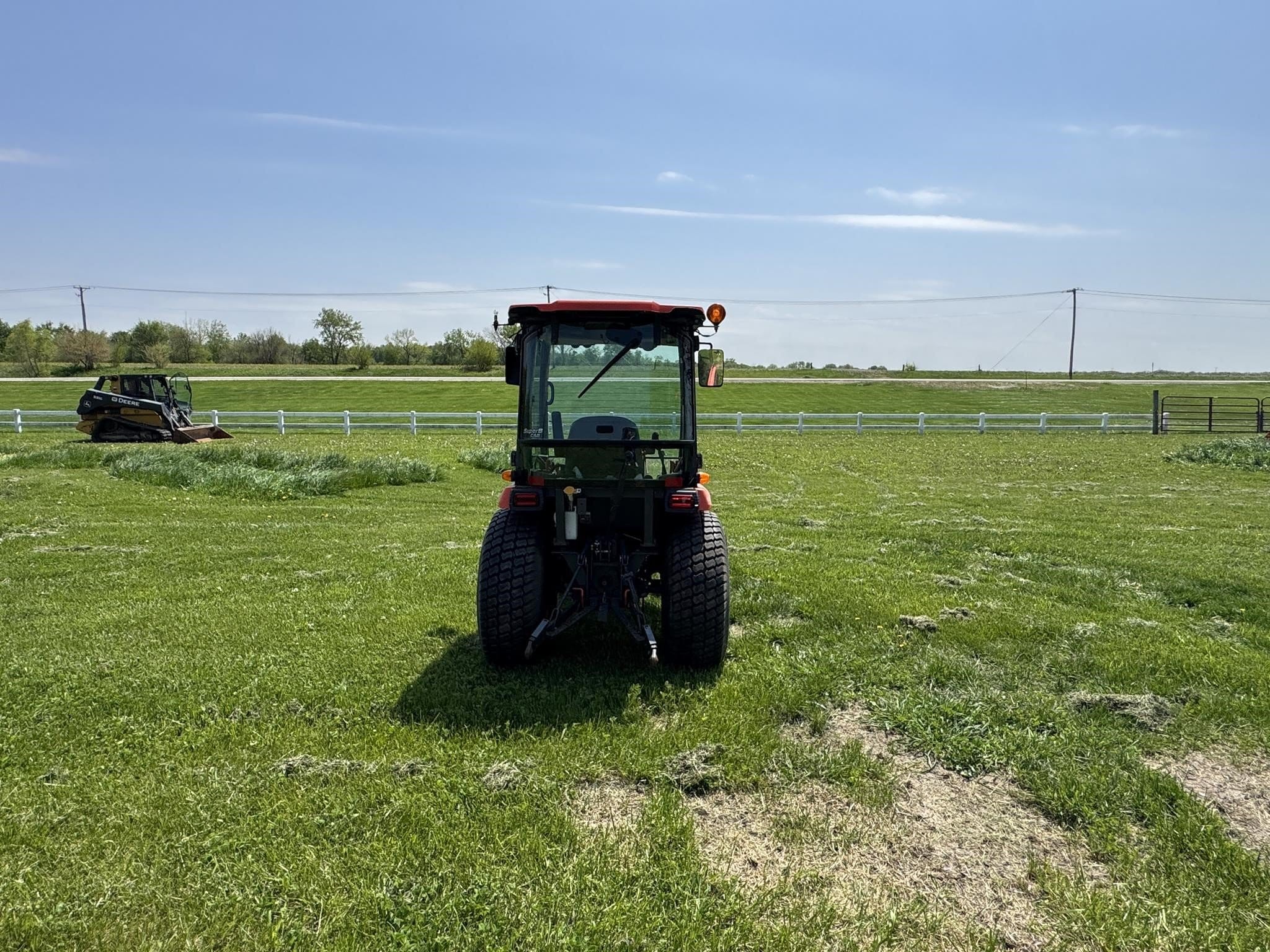 Kubota B3350 Equipment Image0
