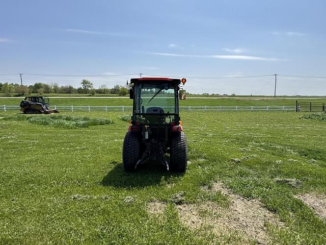 Image of Kubota B3350 equipment image 3