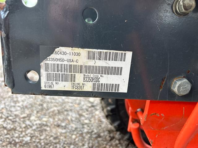 Image of Kubota B3350 equipment image 2