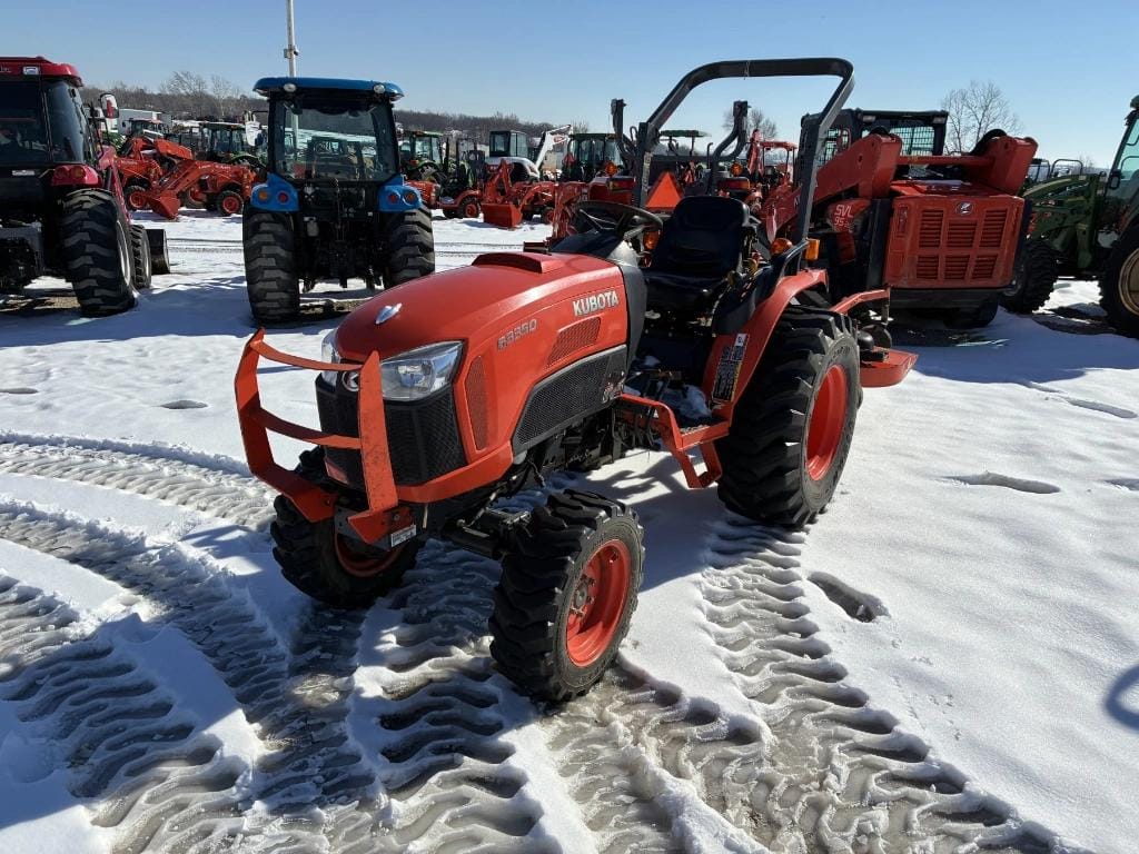 Kubota B3350 Equipment Image0
