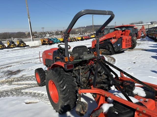 Image of Kubota B3350 equipment image 3