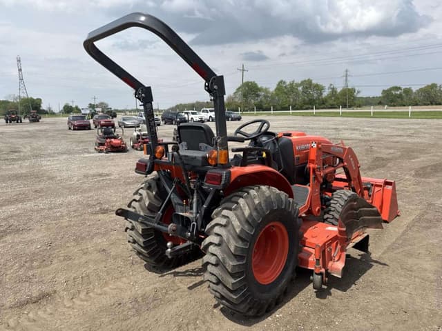 Image of Kubota B3350 equipment image 2