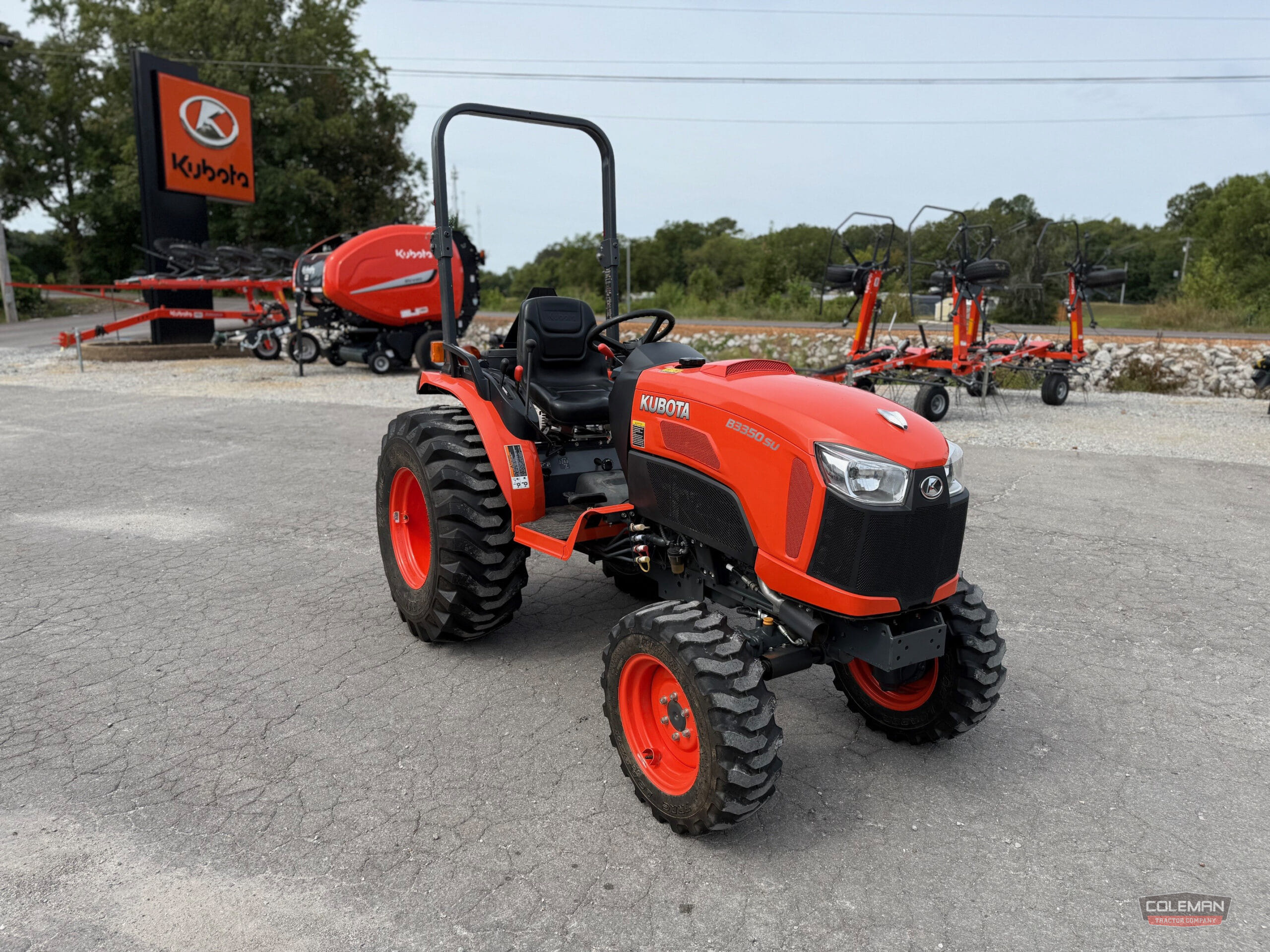 Kubota B3350 Equipment Image0