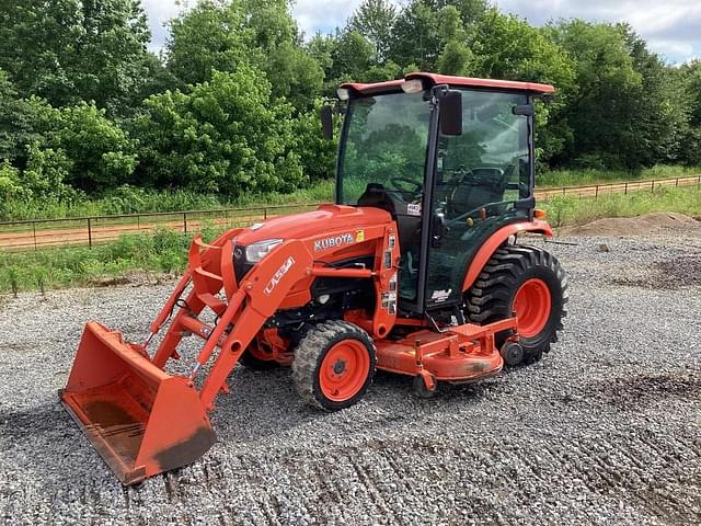 Image of Kubota B3350 equipment image 3