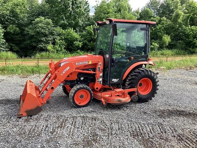 Image of Kubota B3350 equipment image 2