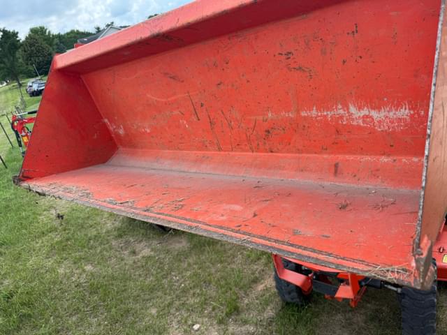 Image of Kubota B3350 equipment image 3