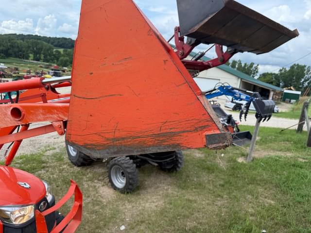 Image of Kubota B3350 equipment image 4