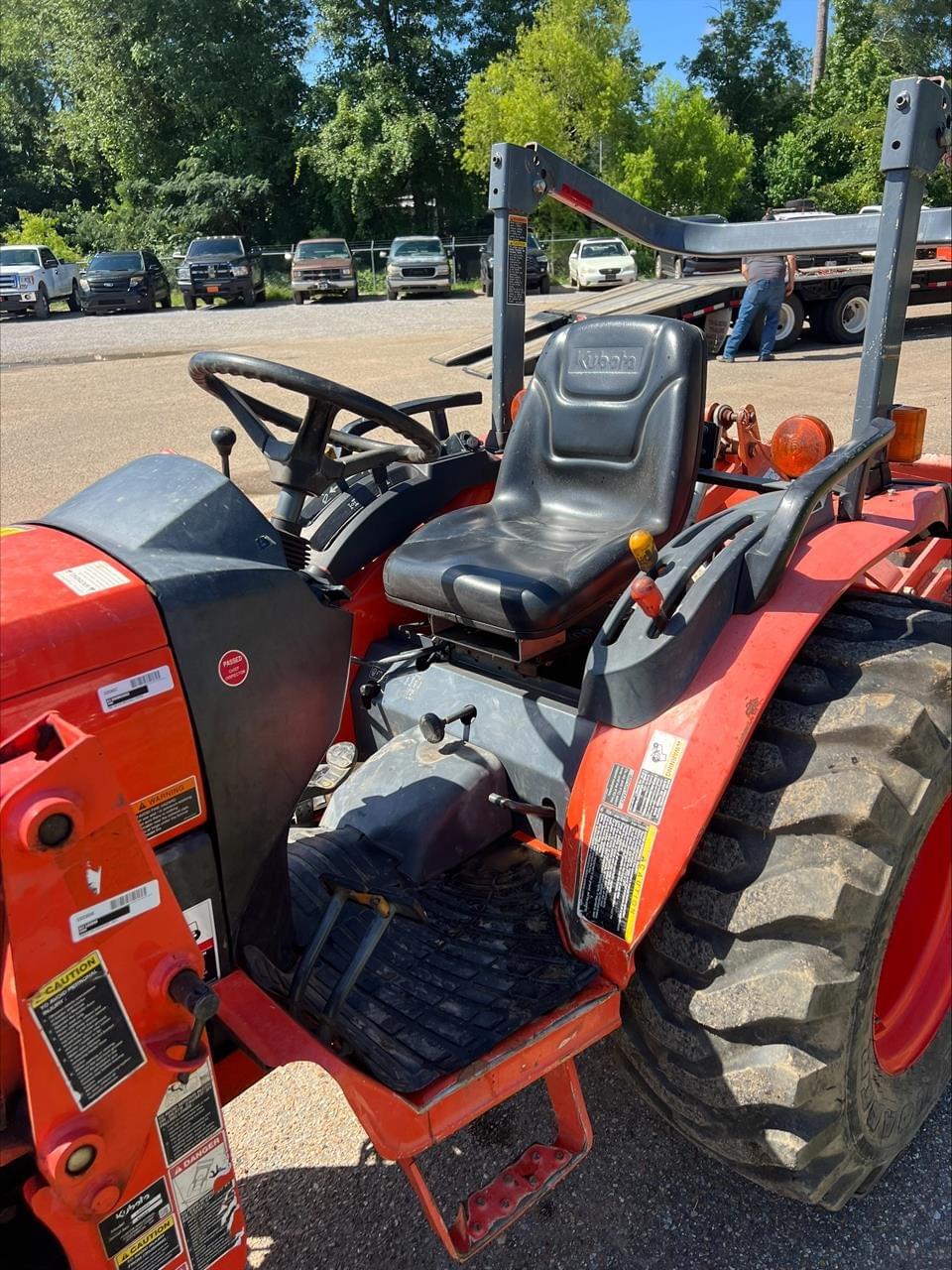 Image of Kubota B3350 Primary Image