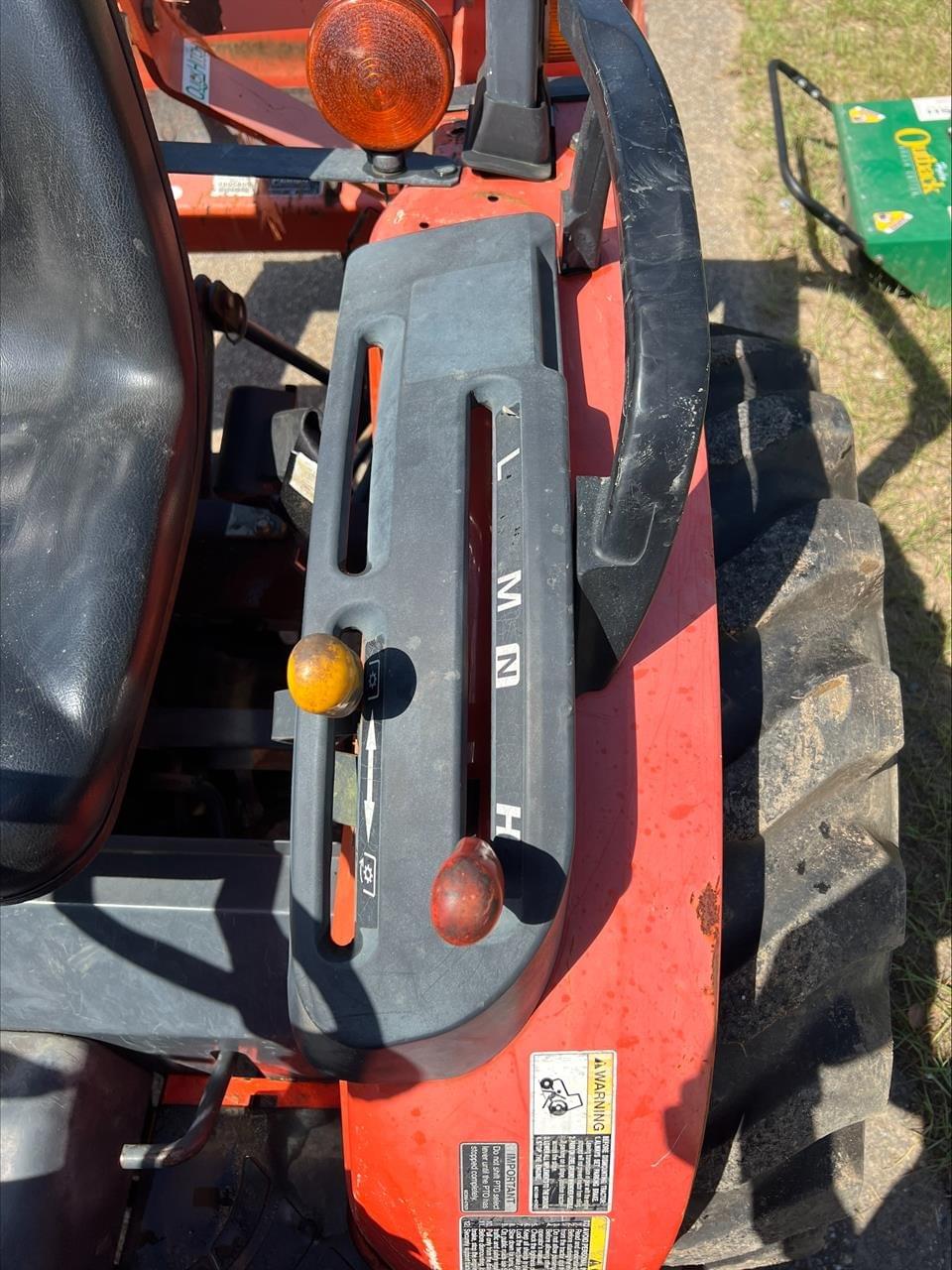 Image of Kubota B3350 Image 1