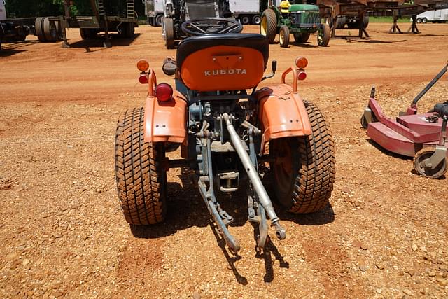 Image of Kubota B5100 equipment image 4
