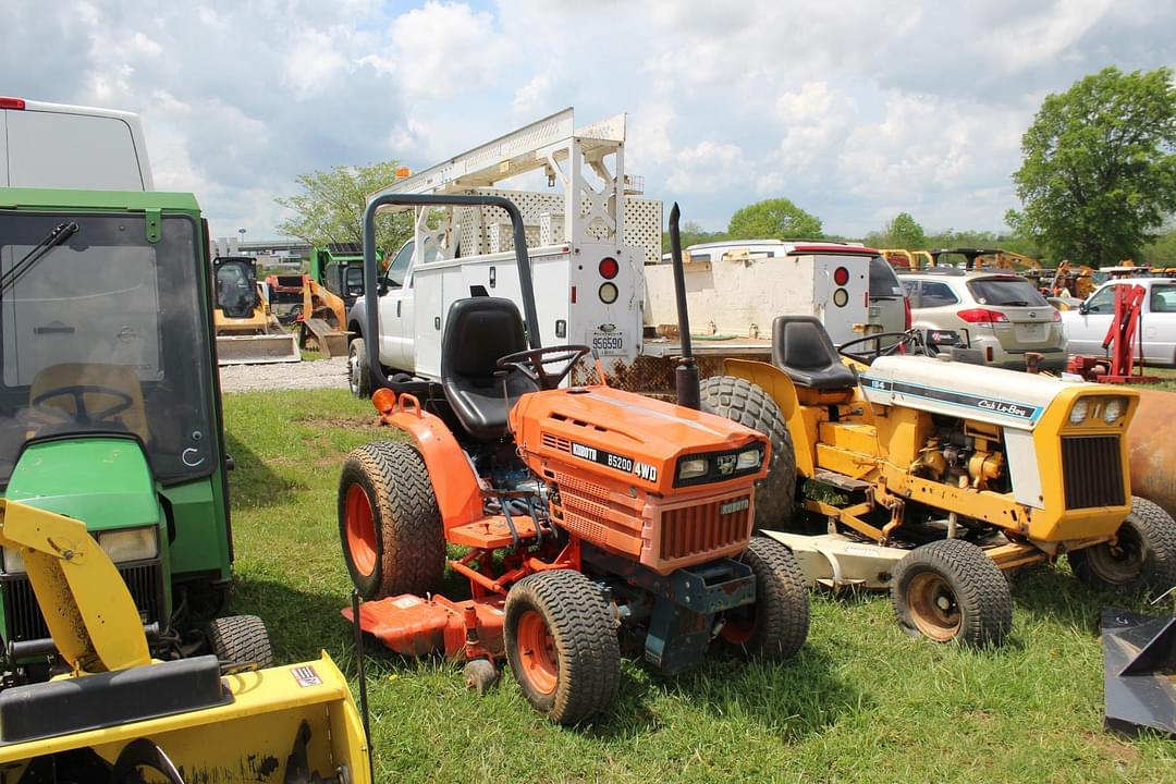 Image of Kubota B5200 Primary image
